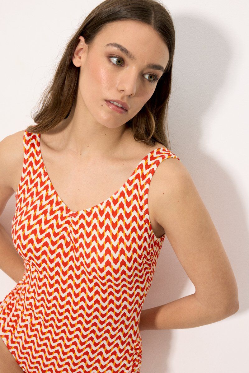 83334 ikat coral 211