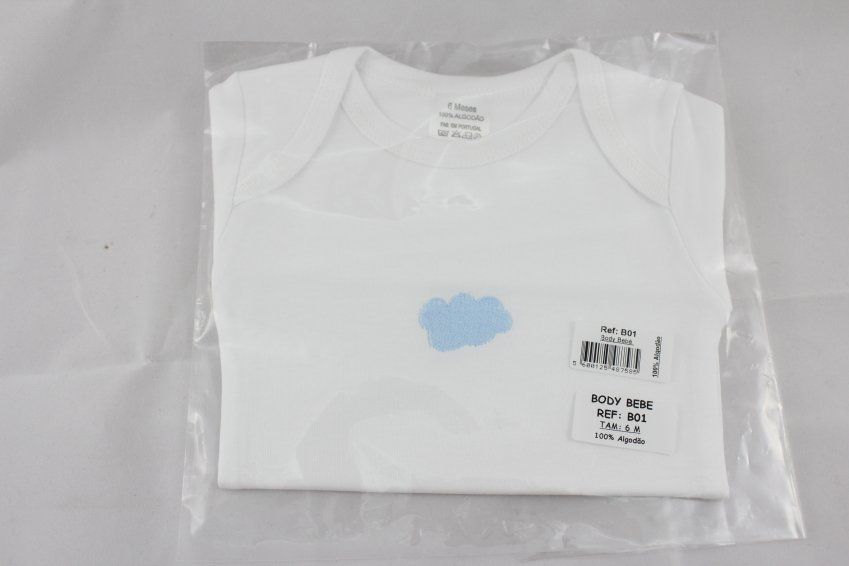 B01 BODY BEBÉ FONDO BLANCO ESTAMPADO AZUL