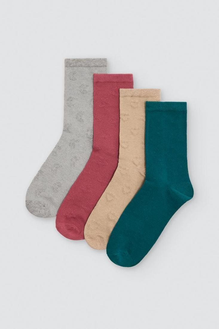 Expositor de 24 pares de calcetines de mujer Ysabel Mora 12104 surtidos con puño antipresión talla 36 41.