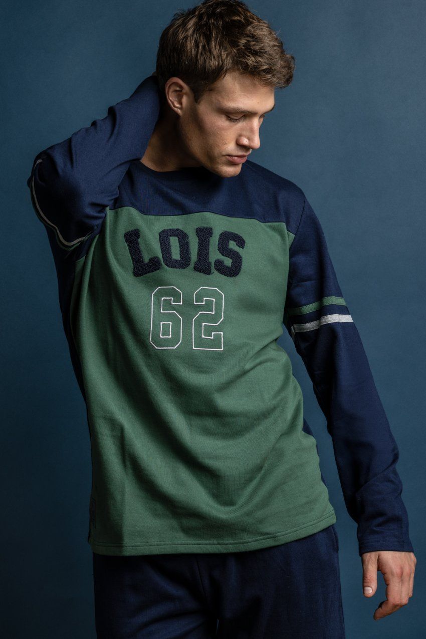 Pijama de hombre LOIS con camiseta de manga larga y pantalon lardo. Ideal para tiendas y distribuidores. Compra al por mayor.
