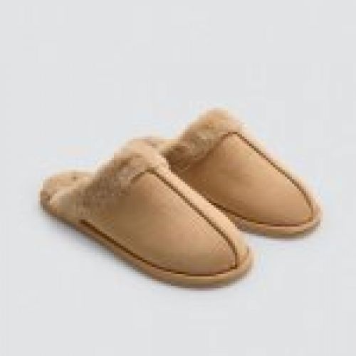 24089 Zapatillas de casa hombre con detalle de pelo rizado exterior y estampado degradado