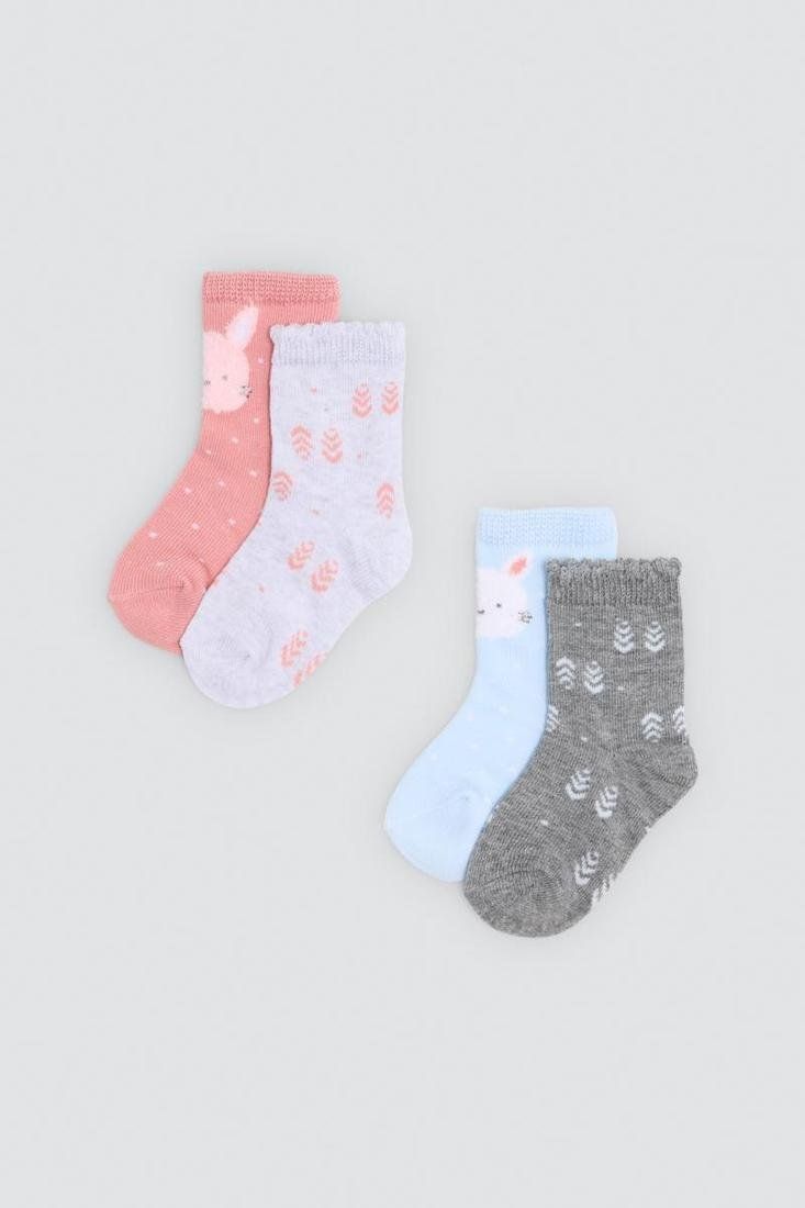 Calcetines de bebé Ysabel Mora 52893 en rosa, lila claro, azul claro y gris, con dibujos de conejos y motivos de hojas