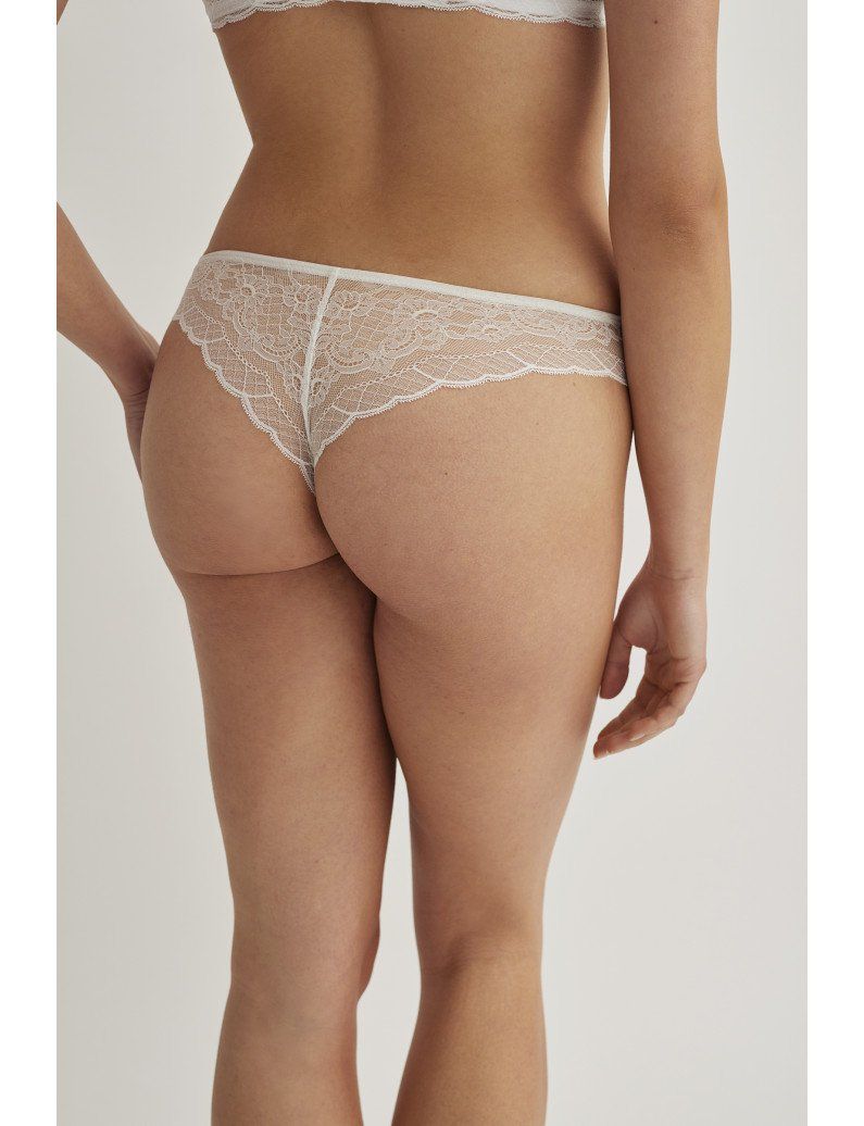 braguita brasilena encaje