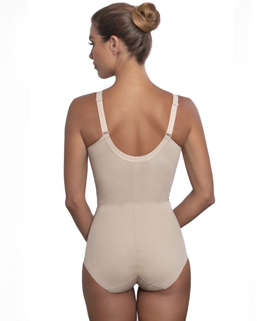 emma back 819x1024