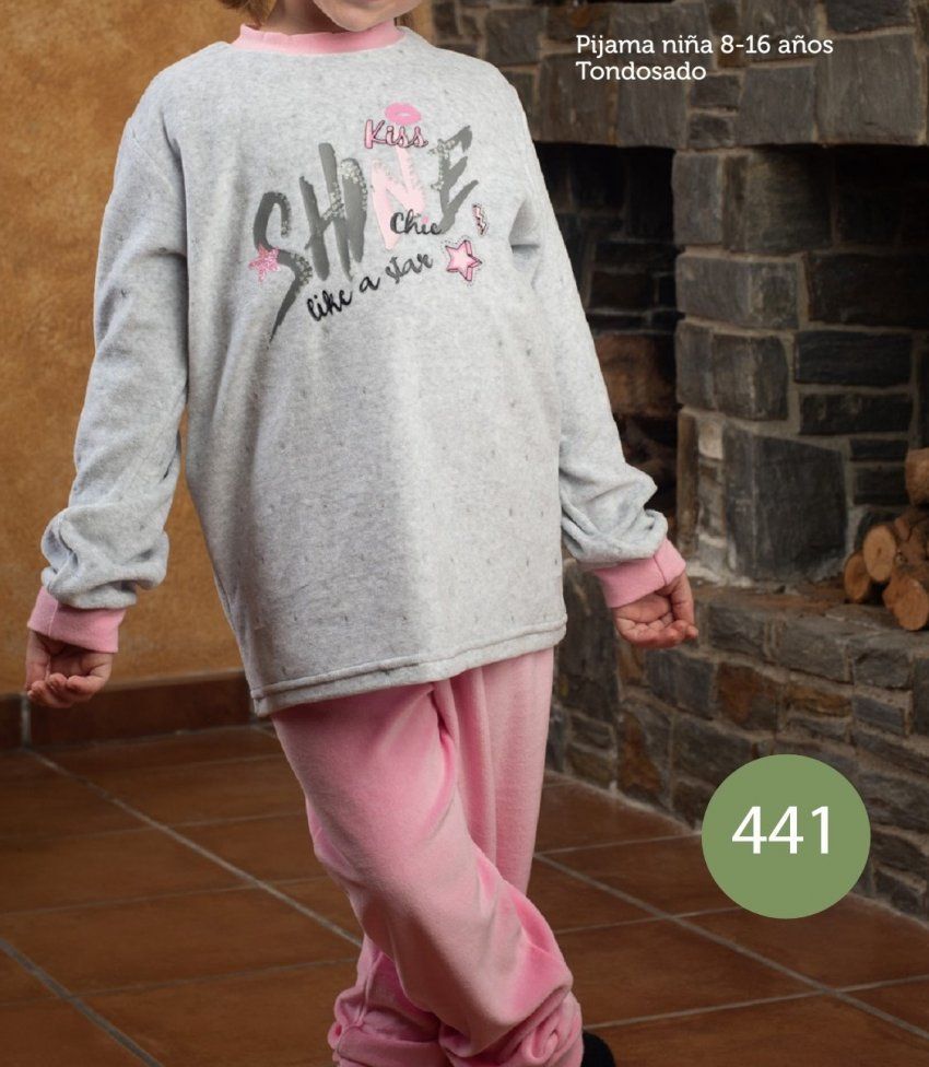 441 PIJAMA 2 PIEZAS NIÑA (TERCIOPELO)  KINANIT