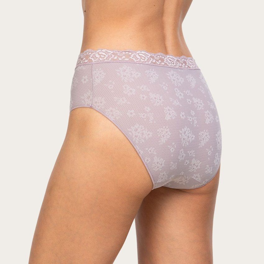 Braga Avet 32080 con jacquard floral tipo encaje en microfibra suave al por mayor en Nati Campos