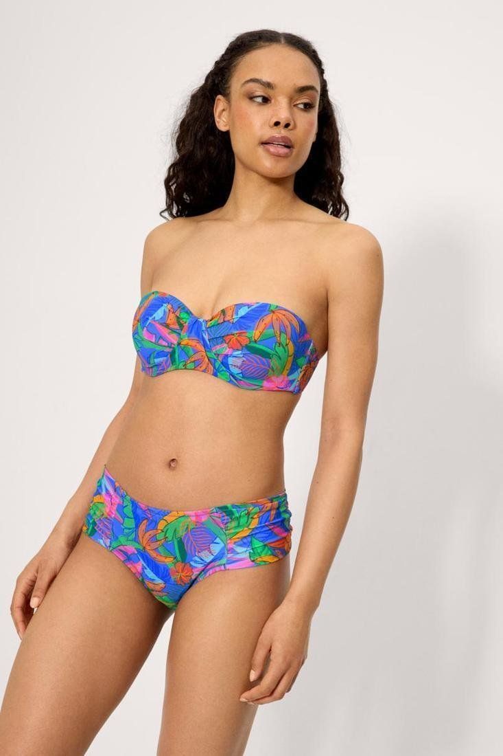 83402 Braga de bikini midi reductora con compresión en abdomen. Diseño estampado. Combínala con un top de bikini para crear el bikini perfecto.