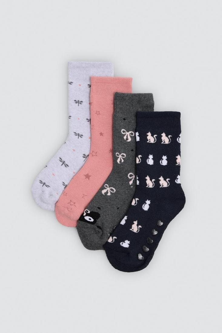 Calcetines térmicos antideslizantes de niña Ysabel Mora 32603 en lila claro, rosa, gris oscuro y azul marino, con libélulas, estrellas, lazos y gatos.