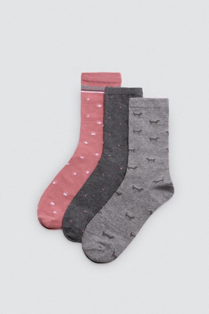 12935 Pack de 3 calcetines estampados para mujer con tecnología antipresión para un ajuste cómodo y suave.