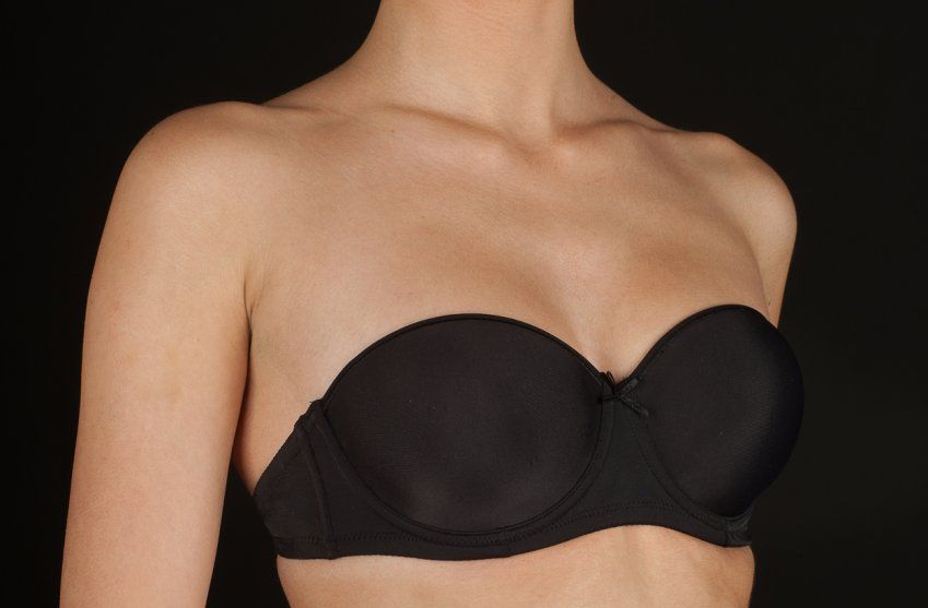 SUJETADOR IRENE MULTIPOSICIONES NEGRO