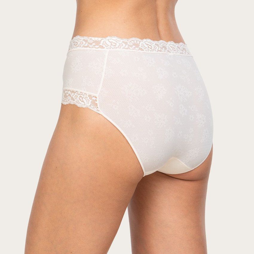 Braga mujer Avet 37080 hipster de microfibra con encaje al por mayor en Nati Campos, cómoda y elegante