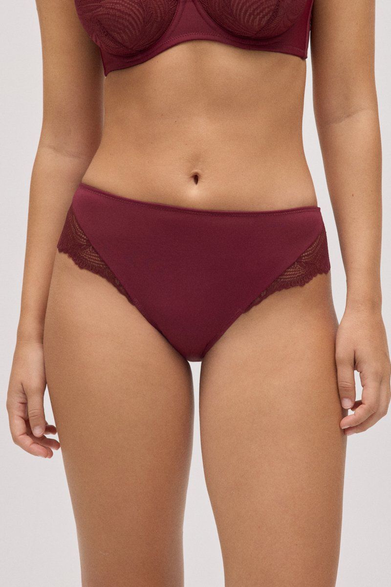 10779 cabernet red 003