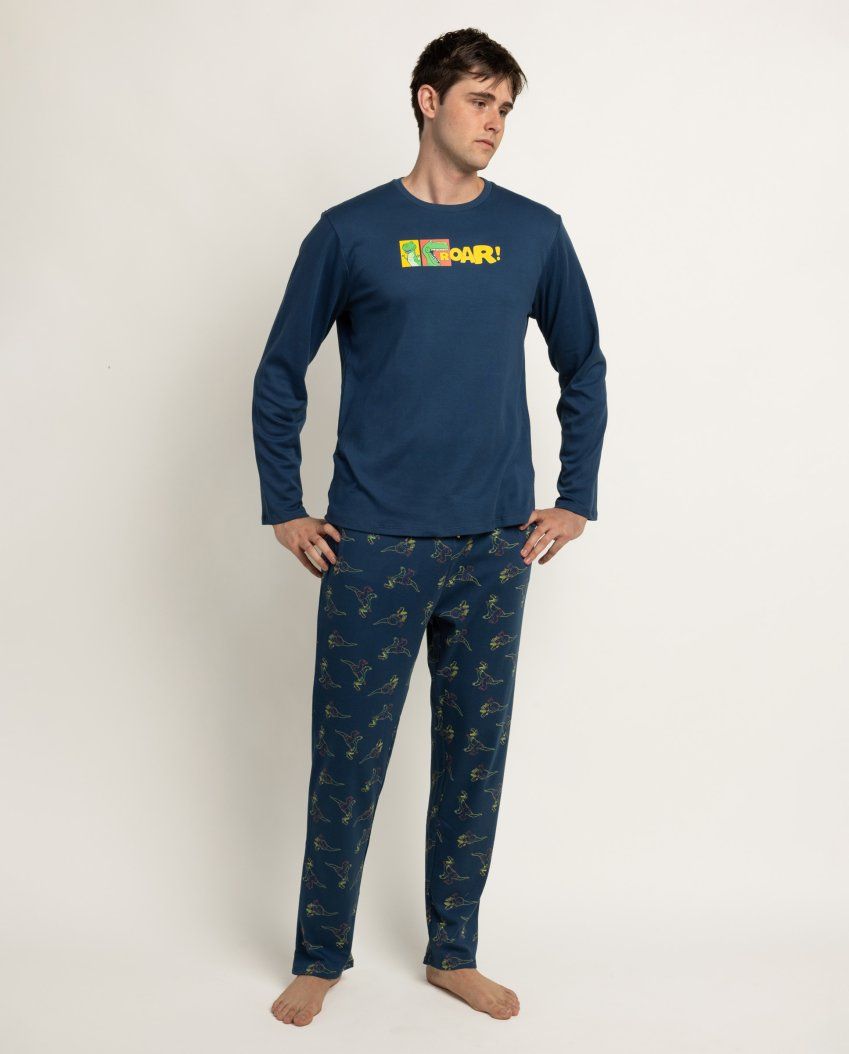 Pijama de hombre Disney Toy Story Roar 64923 con camiseta azul marino de manga larga y pantalón largo estampado.