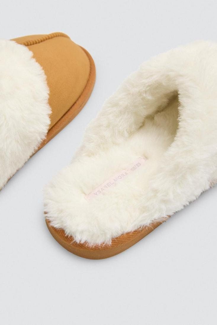 14174 Zapatillas de casa mujer básicas con pelo AL POR MAYOR