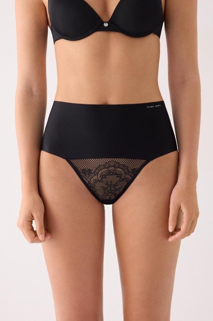 Braga alta de corte láser diseñada para ofrecer un acabado invisible bajo la ropa. Con elegante encaje y un ajuste cómodo para el uso diario.