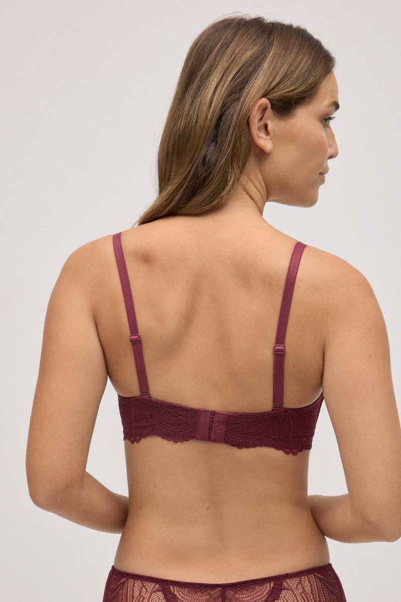 10777 cabernet red 020