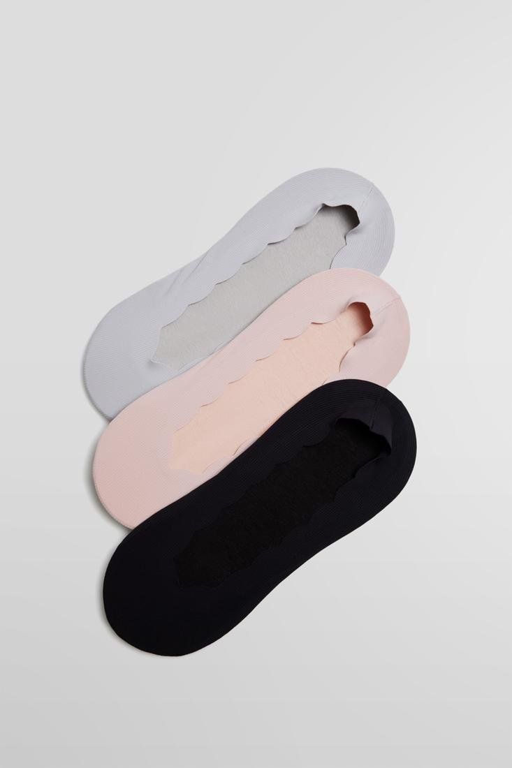 12854 pinki ysabel mora