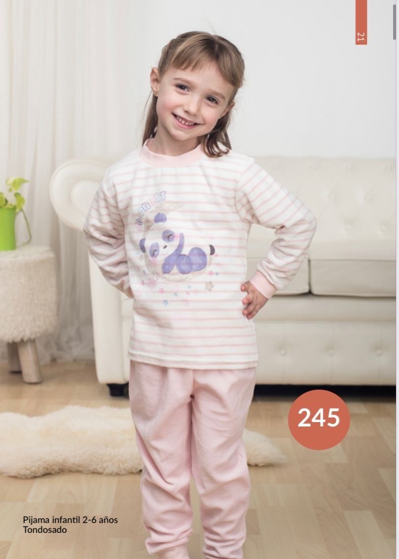 245 PIJAMA  NIÑA TERCIOPELO 2 a 6 AÑOS KINANIT